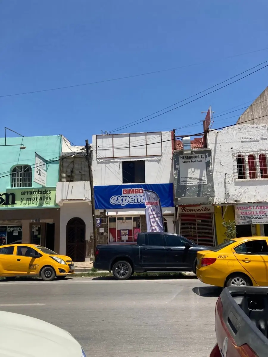 Foto 0 de Local Comercial Centrico en planta alta, Av. juarez a una cuadra de Plaza Mayor. | ID NN-GZH095 | 